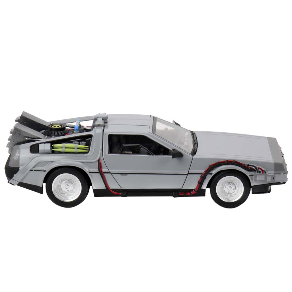 Time Machine 1/16 Scale Die-Cast "Back to the Future", NECA