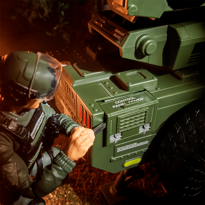 [PRV] Clayton Hawk Abernathy with M.M.S. (Mobile Missile System), G.I. Joe - Classified Series 5