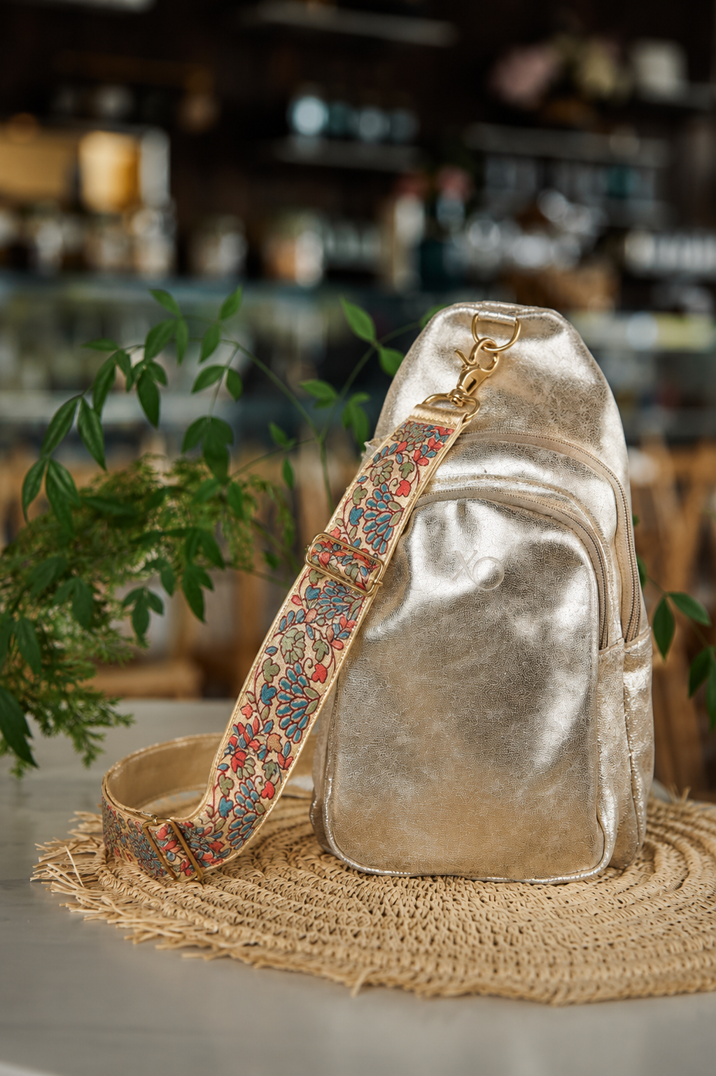 Portugal Crossbody Mochila Cuero Dorado Flores