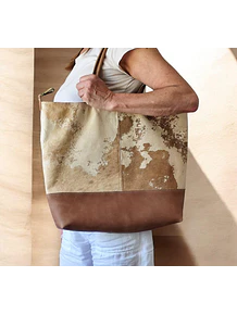 CARTERA TOTE BAG CUERO VACUNO