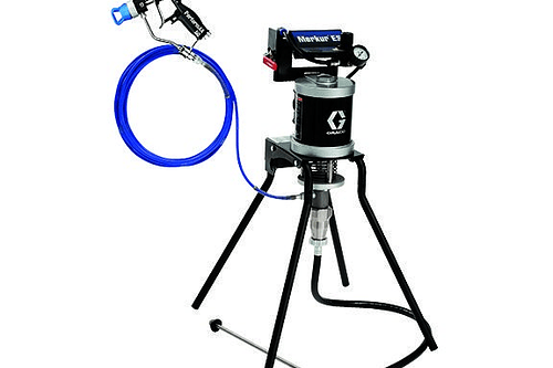 Paquete airless Merkur ES 30:1, caudal de fluido de 1,5 lpm (0,4 gpm), montaje estándar, con pistola PerformAA 50 Airless, manguera de aspiración y acero chapado