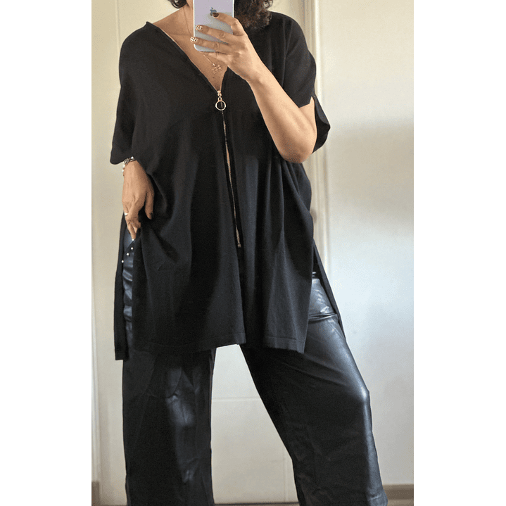 Sweater Poncho con Cierre 3