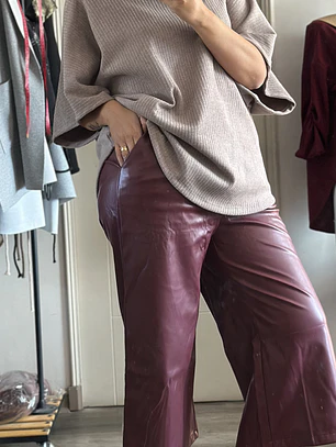 Pantalon Ecocuero corto