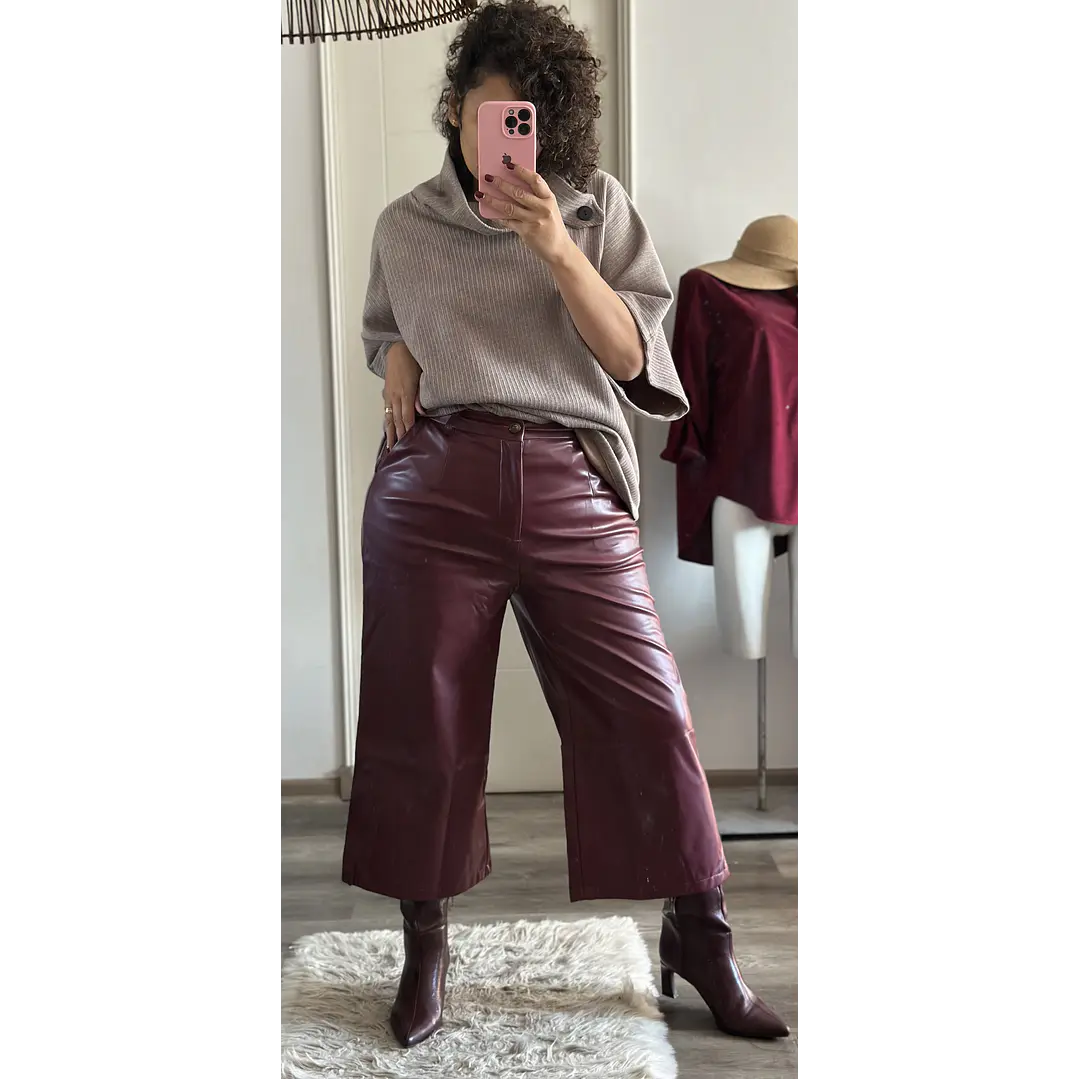 Pantalon Ecocuero corto 2