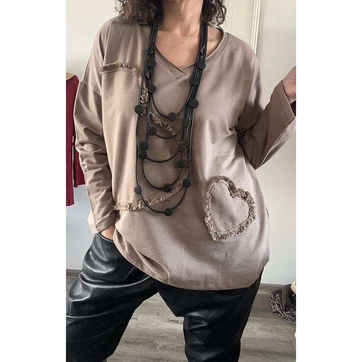 Polera Básica Corazon 8