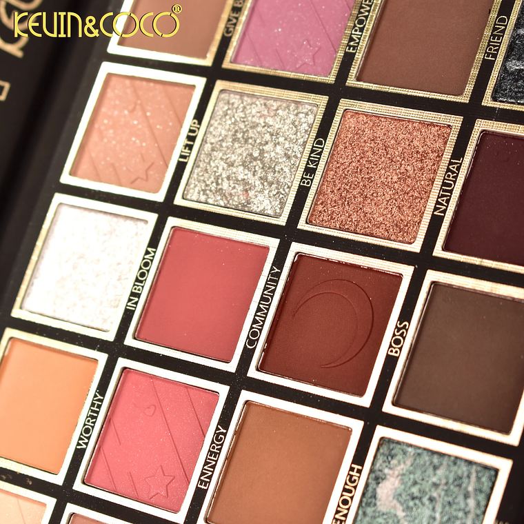 SOMBRA DE OJOS NEBULA NEGRA HIGH PIMENTATION 24 COLORES 7