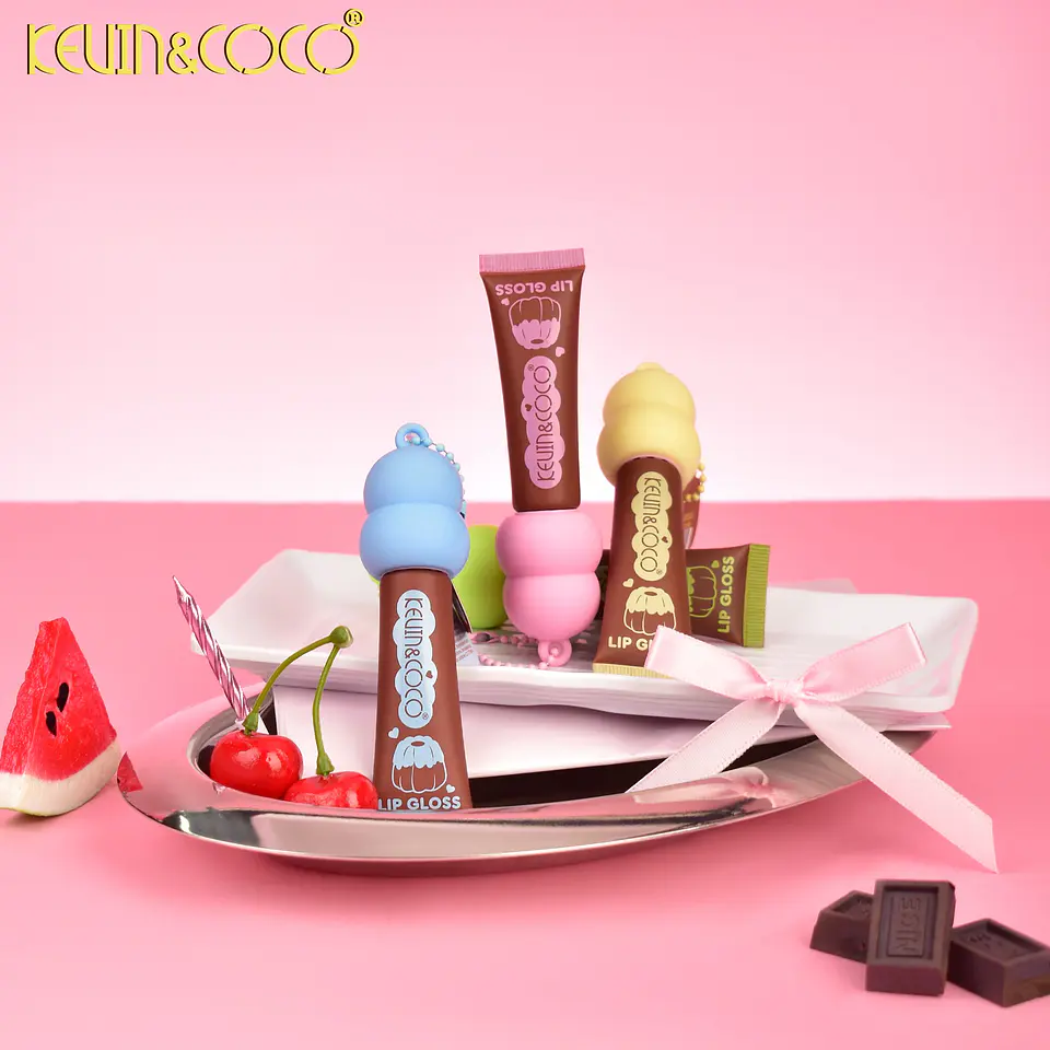 Brillo Labial Hidratante Kevin & Coco - Diseño Canelé / Postre Dulce con Llavero 3