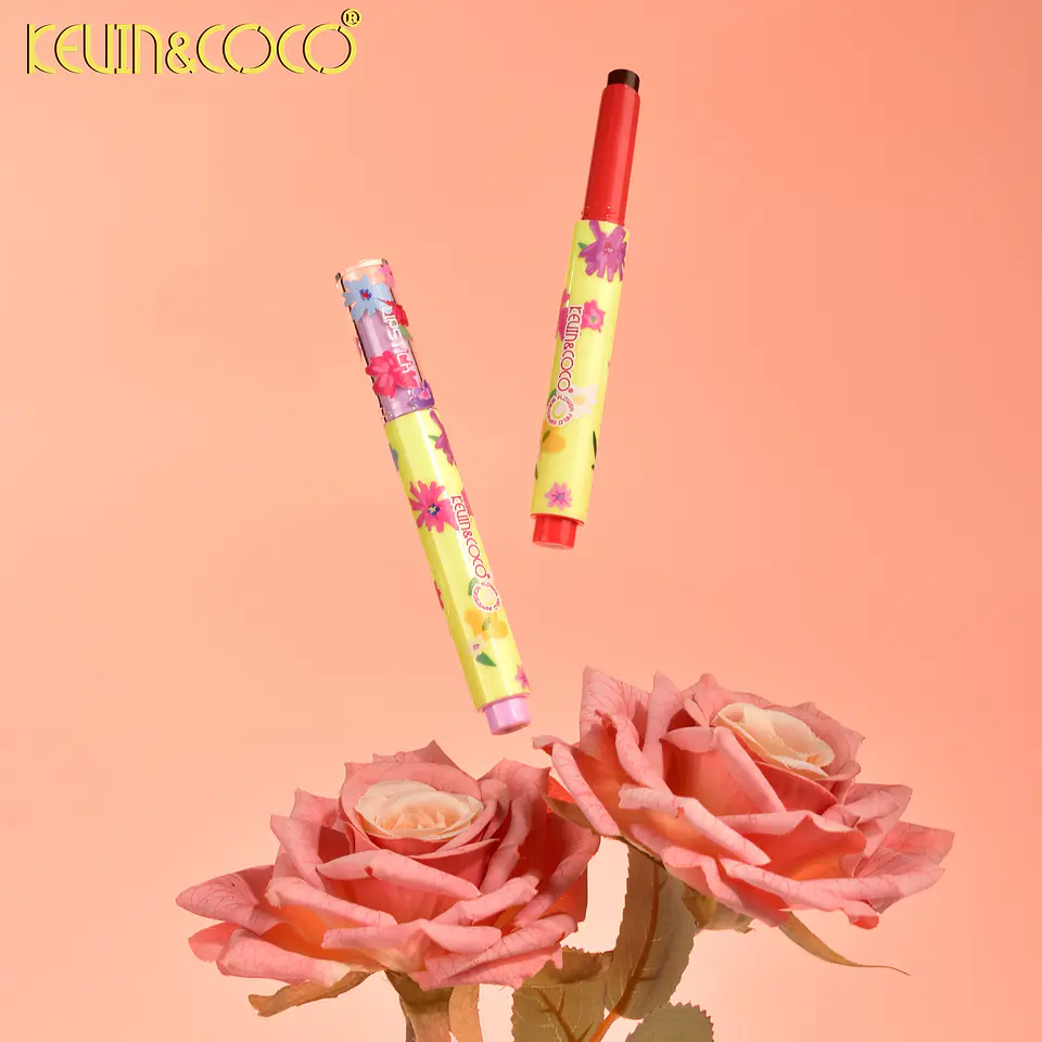 Lápiz Labial Crayon KEVIN&COCO Flower Impression — Barra de Labios Cremosa, Hidratante y de Alta Pigmentación (8 Tonos Florales) 3