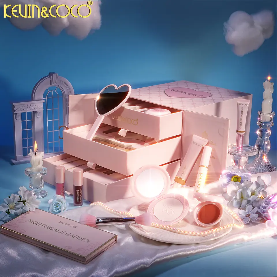 Set de maquillaje Amor Sagrado KEVIN&COCO 7