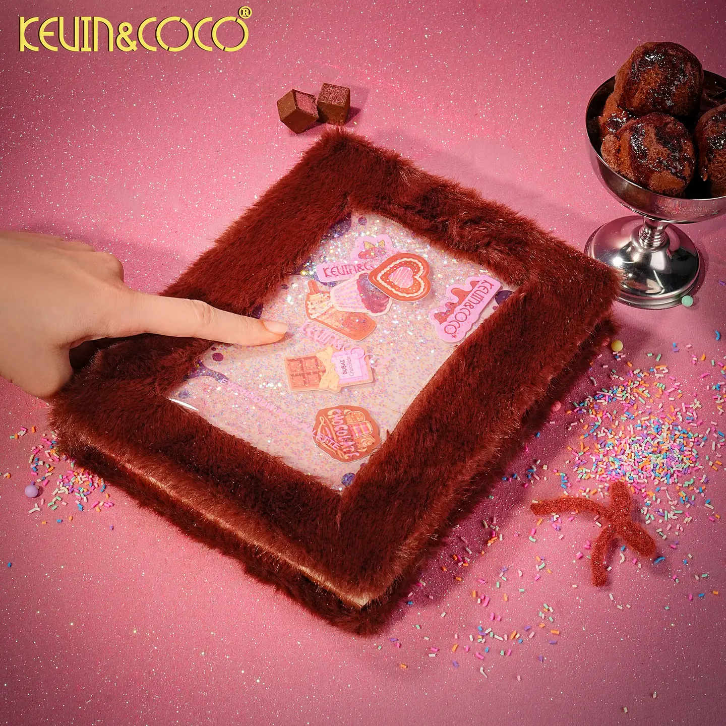 Paleta de sombras Cocoa Dreams de 76 colores kevin&coco 4