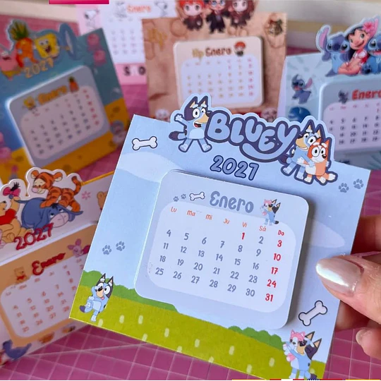 Plantillas de Diseño Calendarios Animados 2027 Archivos PNG Studio3 y Canva