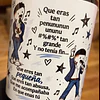 Diseños Plantilla Tazas Aquíí junto a mi perro en haces lugares Meme Chile Flork Deformitos Sublimacion Png 