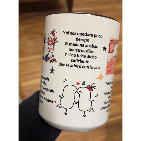 Diseños Plantilla Tazas De vuelta en la rutina Nos vestimos sin hablarnos la prisa puede más que la pasión Si Nos Quedara Poco Tiempo Chaiane Flork meme Deformito Sublimacion Png 