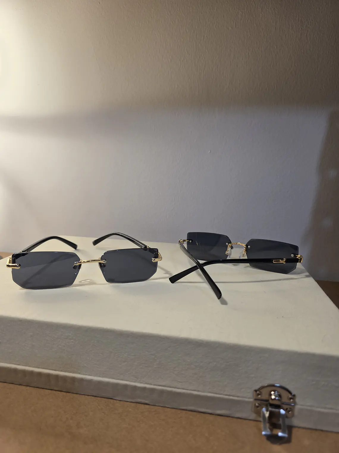 GAFAS LINEA YTTRIUM URBANA COSMOPOLITAN BLACK 2