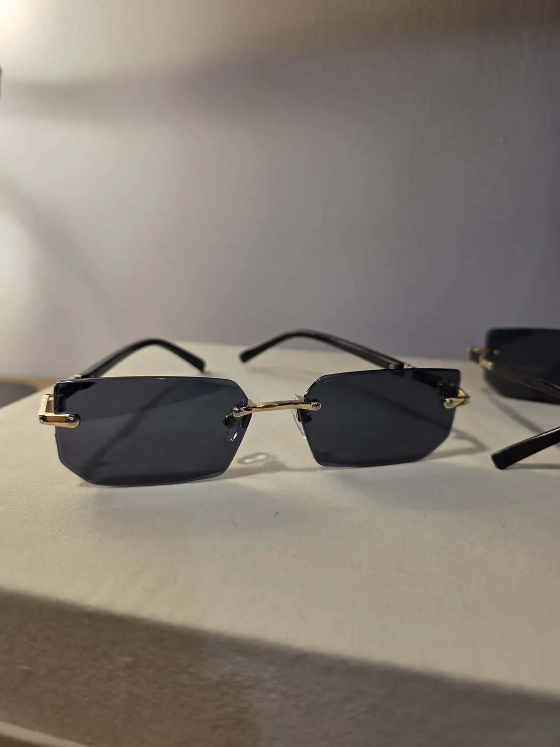 GAFAS LINEA YTTRIUM URBANA COSMOPOLITAN BLACK 1