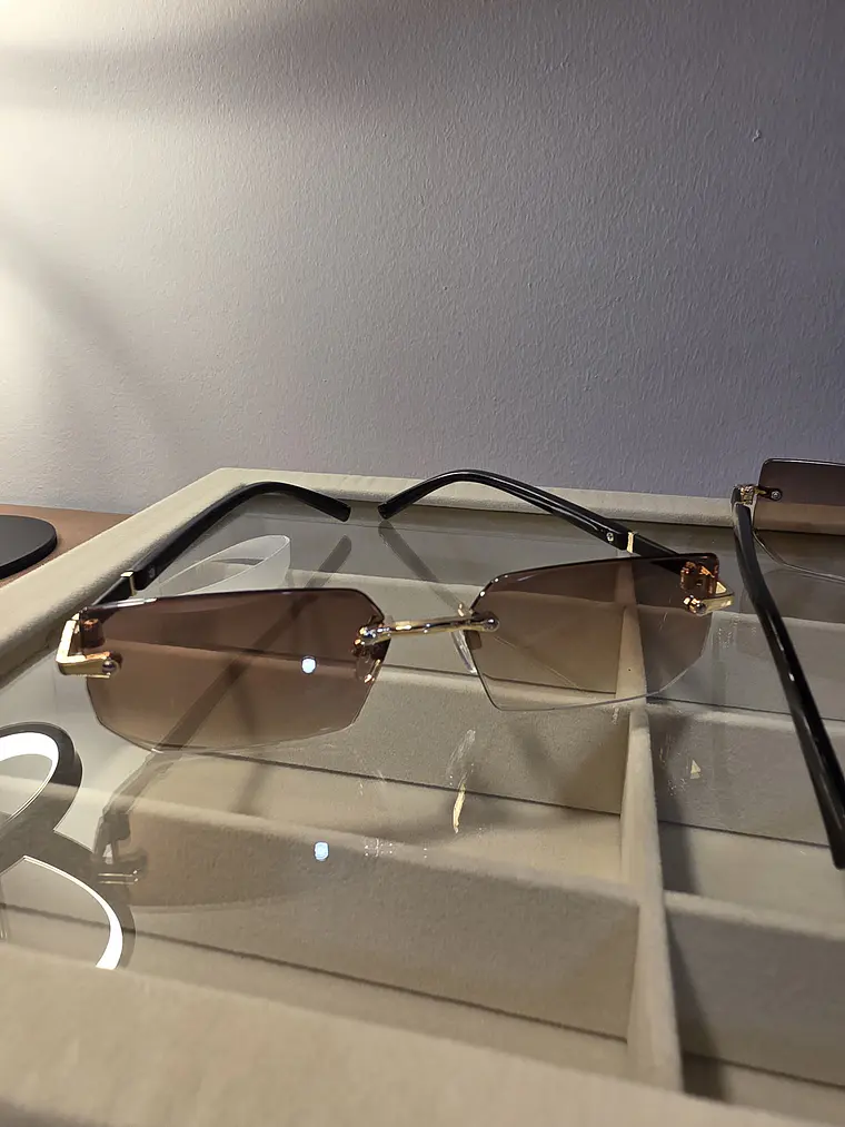 GAFAS LINEA YTTRIUM URBANA COSMOPOLITAN BOURBON 2