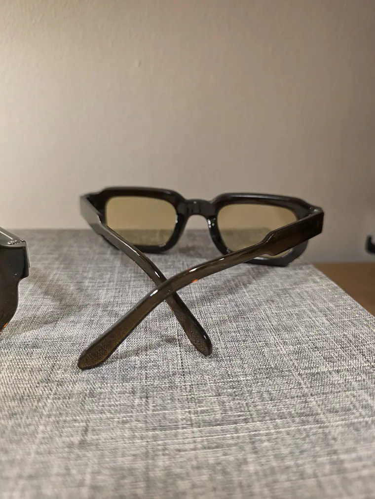 GAFAS LINEA YTTRIUM URBANA SOHO BOURBON  2