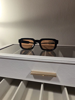 GAFAS LINEA YTTRIUM URBAN SOHO SUN