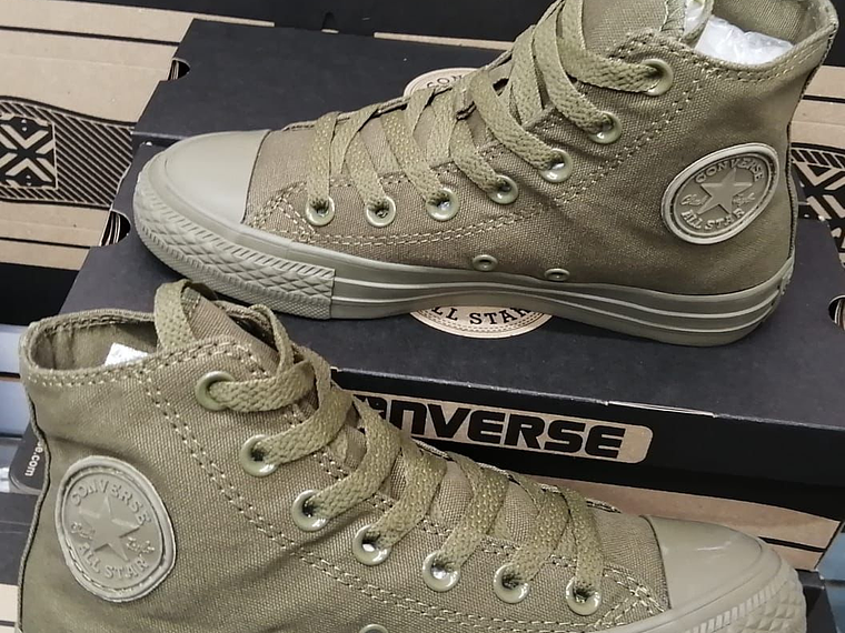 BOTA CONVERSE CHUCK TAYLOR ALL STAR UNISEX TODO VERDE 1