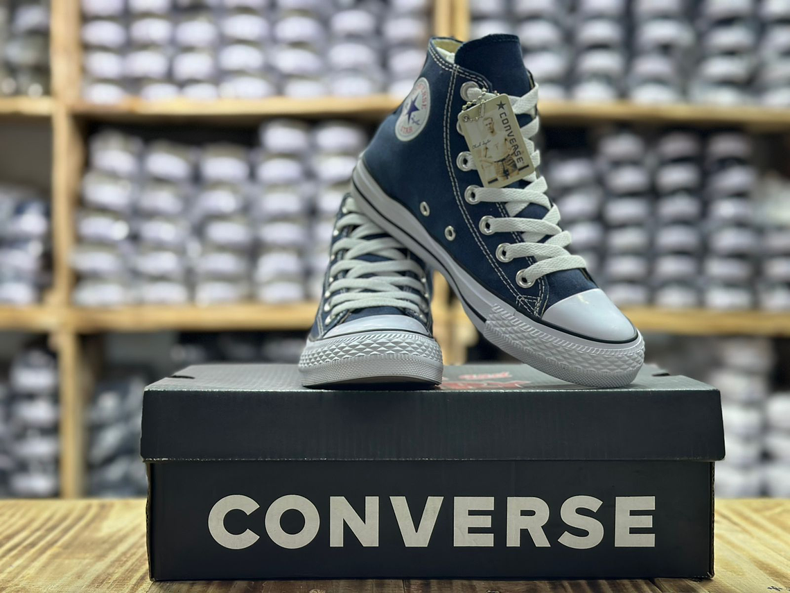 BOTA CONVERSE CHUCK TAYLOR ALL STAR UNISEX AZUL OSCURO  1