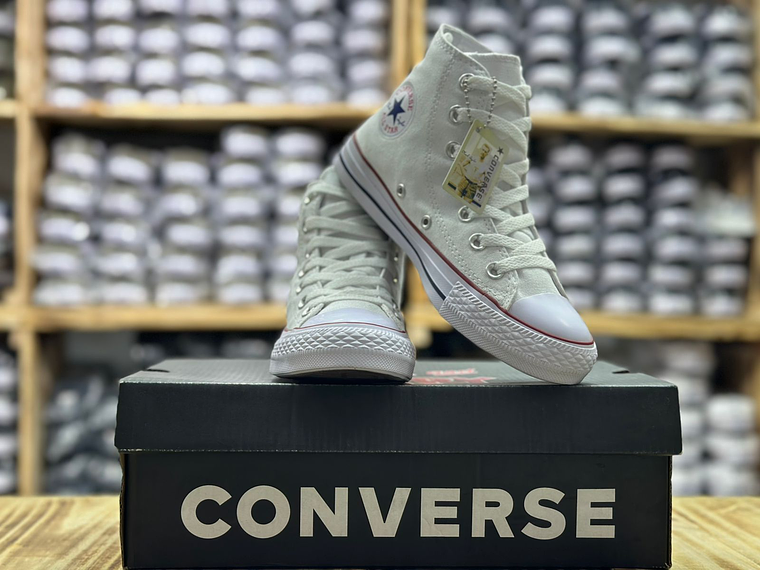BOTA CONVERSE CHUCK TAYLOR ALL STAR UNISEX COLOR BLANCO 1