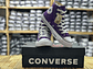 BOTA CONVERSE CHUCK TAYLOR ALL STAR UNISEX COLOR MORADO  - Miniatura 1
