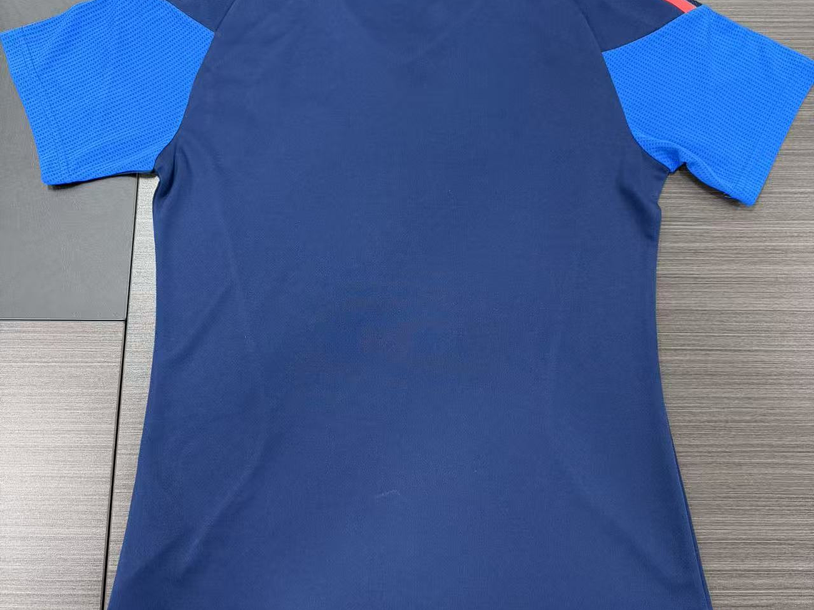 Camiseta Entreno Hombre y Dama Mundial 2026 Col 7