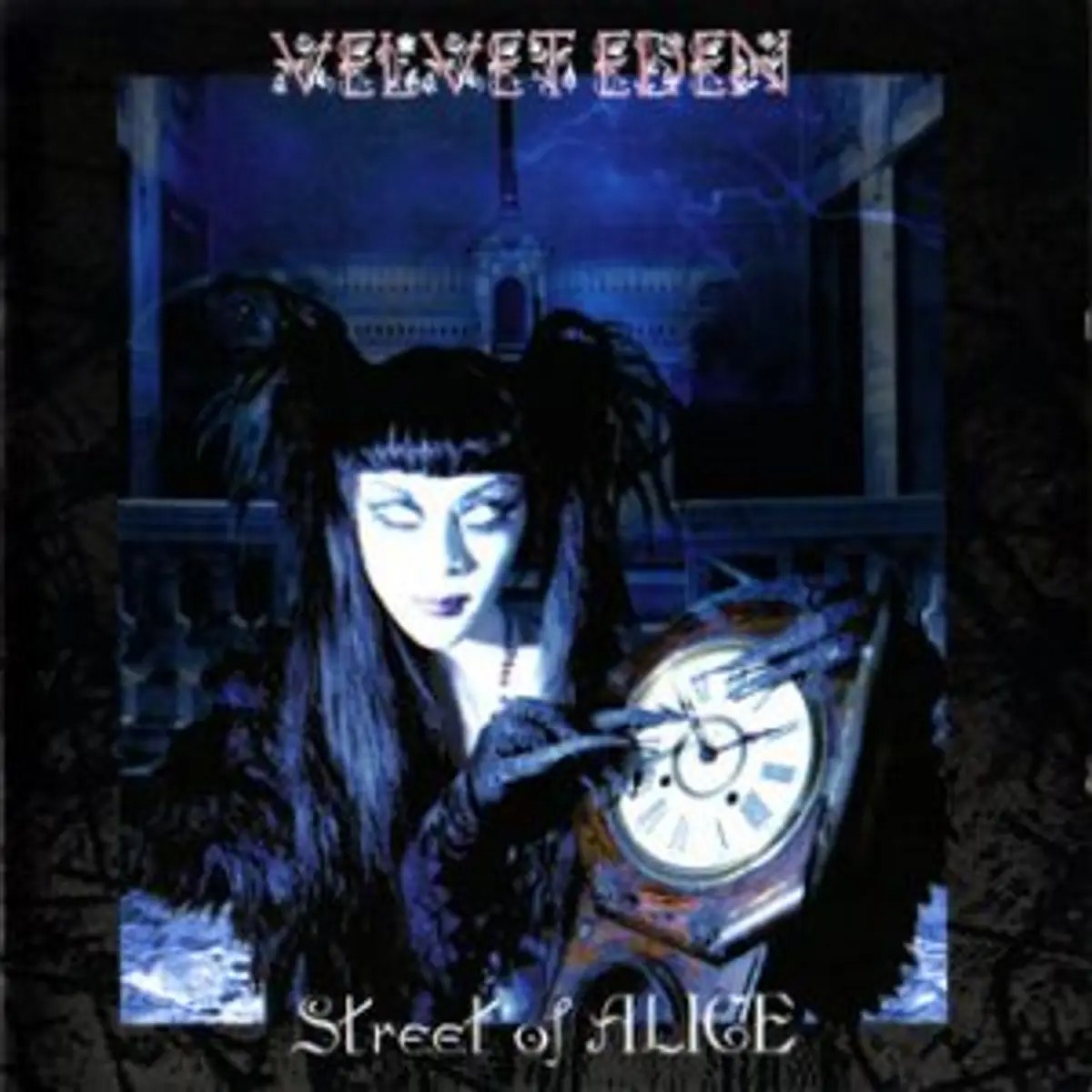 VELVET EDEN