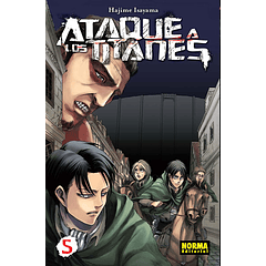 ATAQUE A LOS TITANES 05