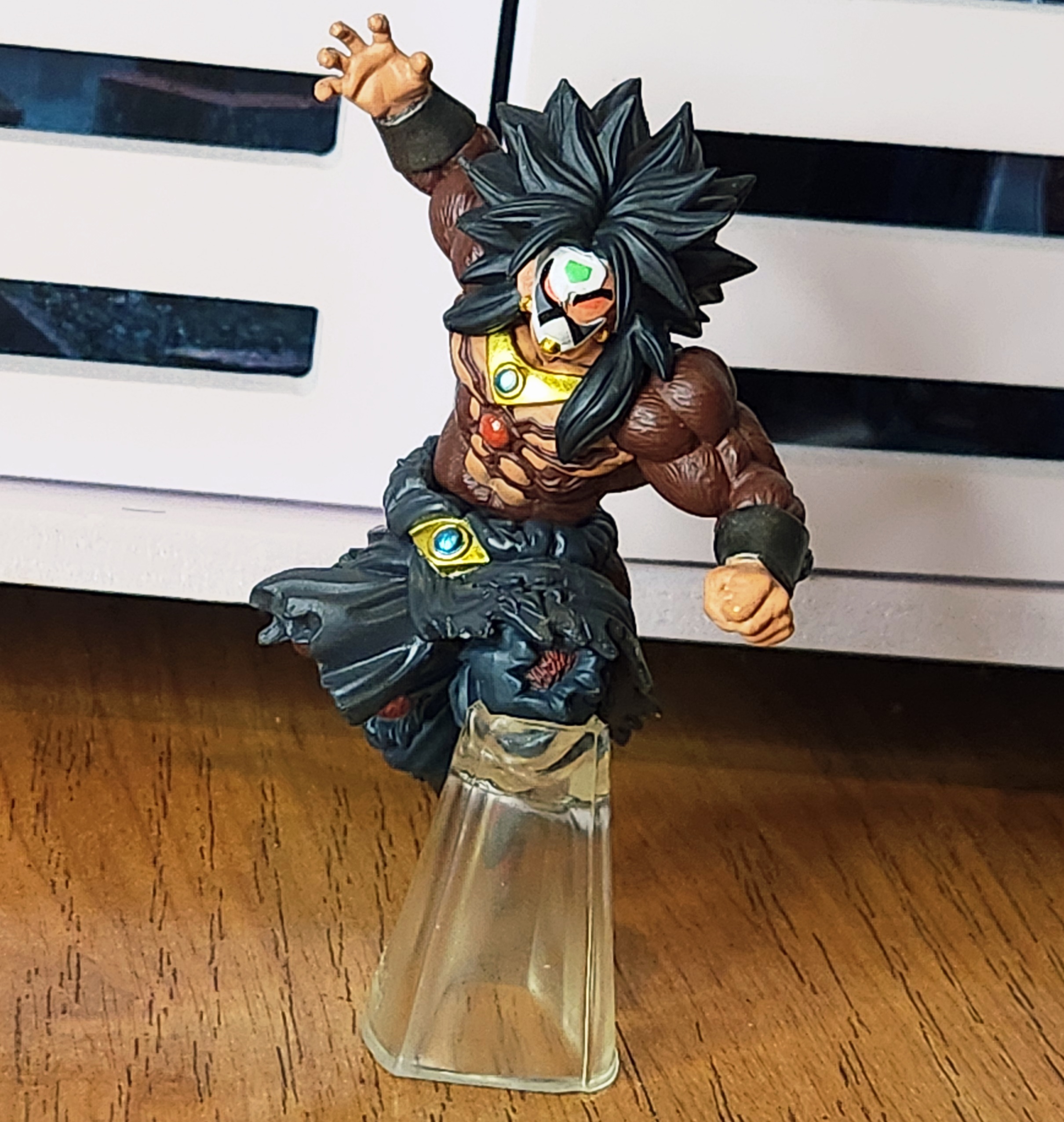 [HG Gashapon] Broly dark Xeno HG Dragon Ball Super