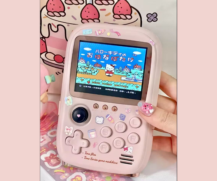 Mini Power Bank Kitty Console de Jogos Portátil Retrô com Tela Colorida e Luz Suave 1