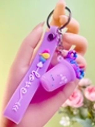 Chaveiro de xícara de chá com leite e sorvete, feito de silicone