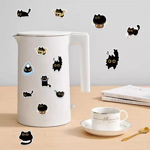 Rolo de adesivos decorativos de gato preto em papel washi para scrapbooking, selagem de envelopes e muito mais. Design kawaii com poses de gato. 5