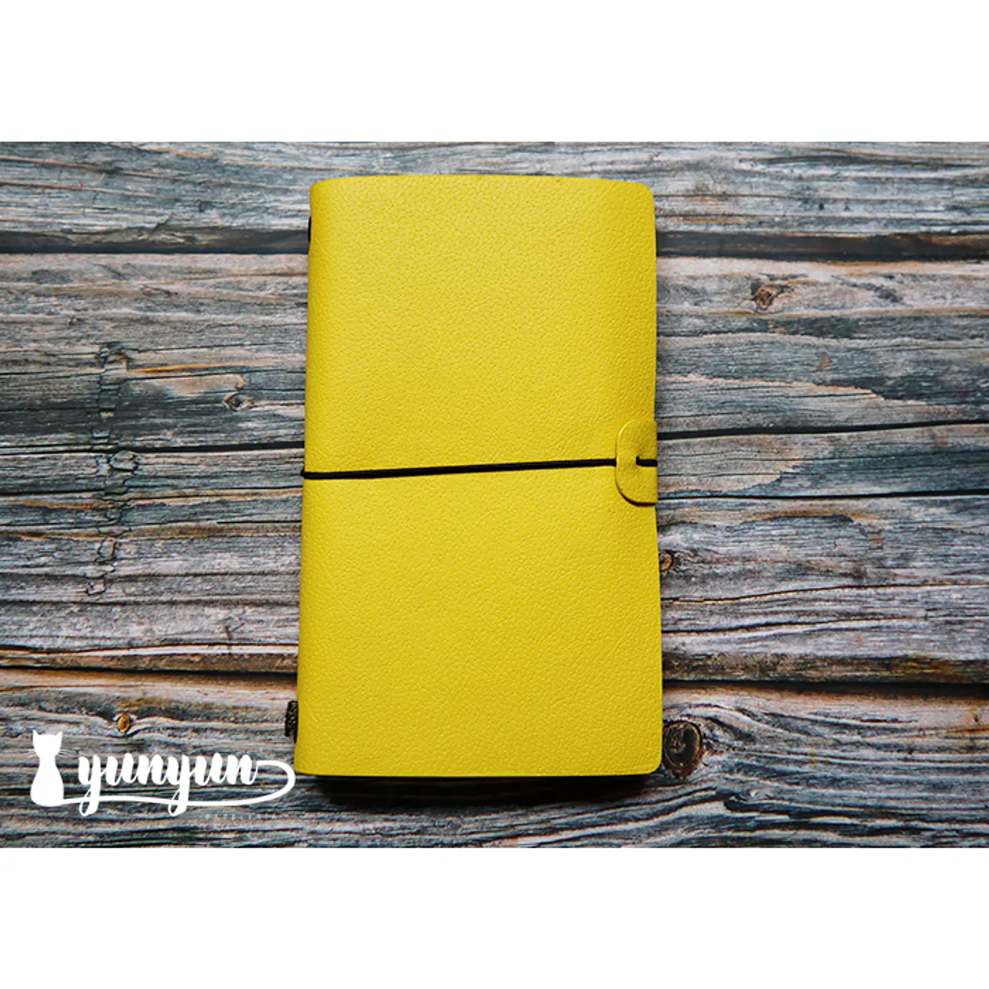 Traveler's Notebook - Amarillo 1