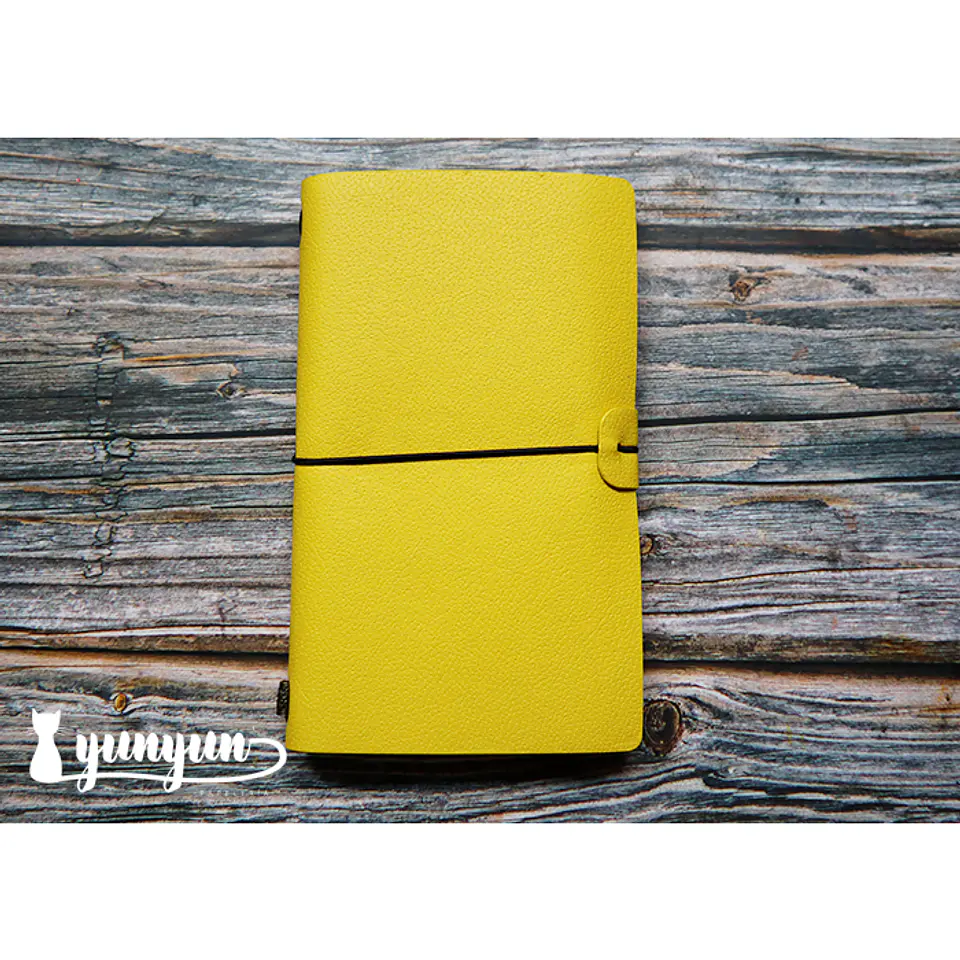 Traveler's Notebook - Amarillo 1
