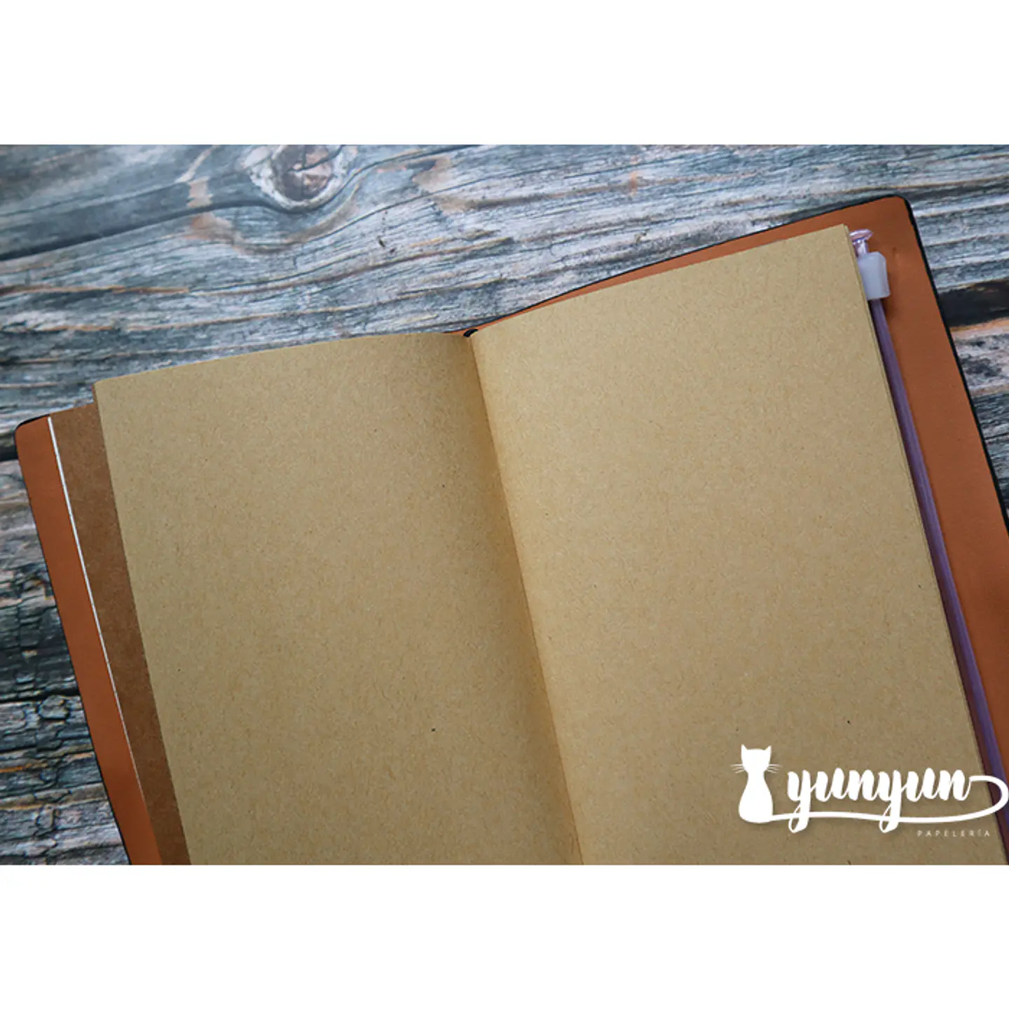 Traveler's Notebook - Negro 3