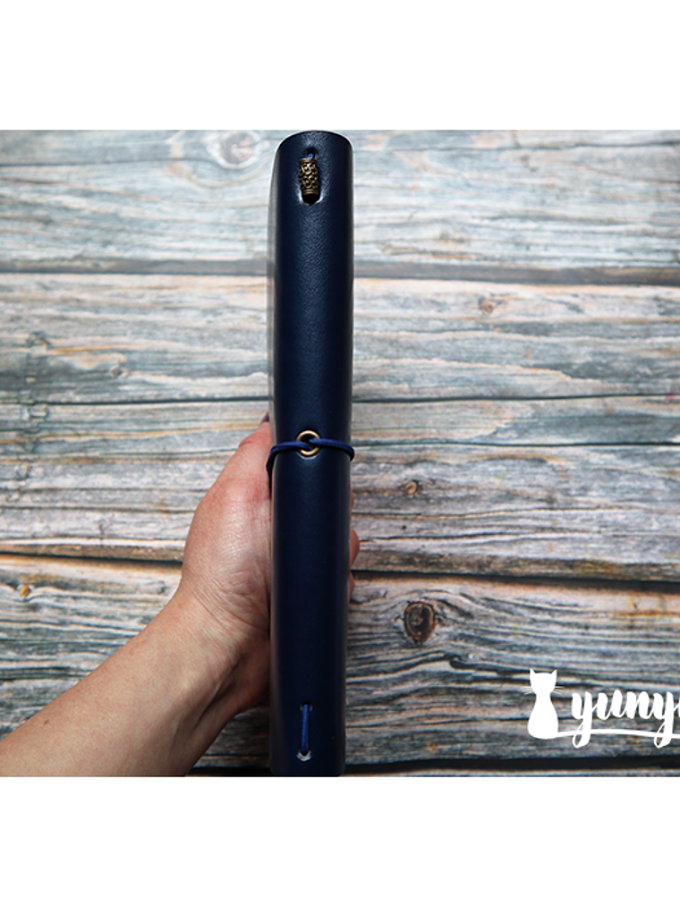 Traveler's Notebook - Azul marino 2