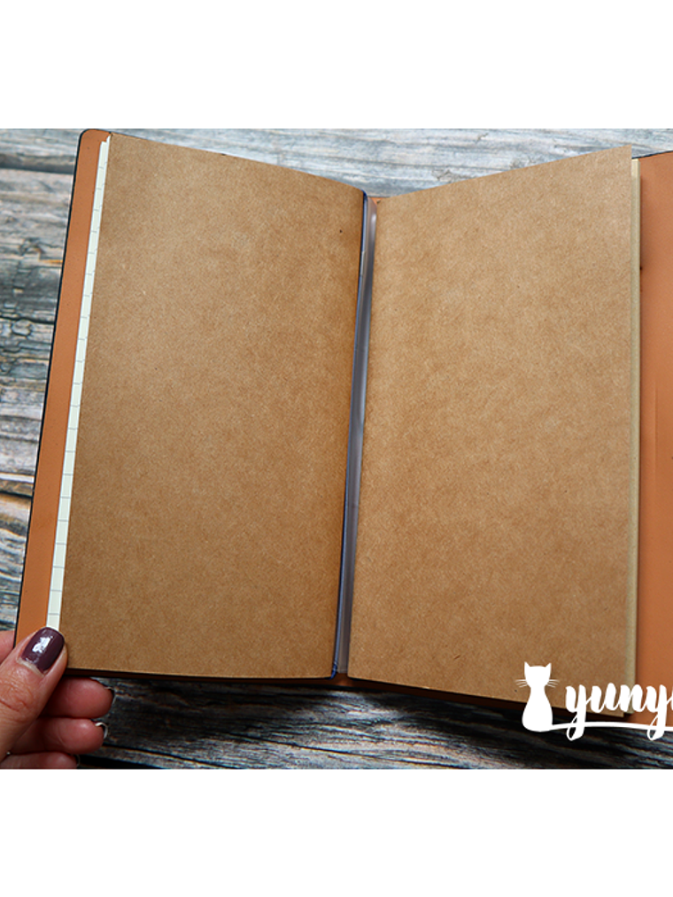 Traveler's Notebook - Azul marino 10