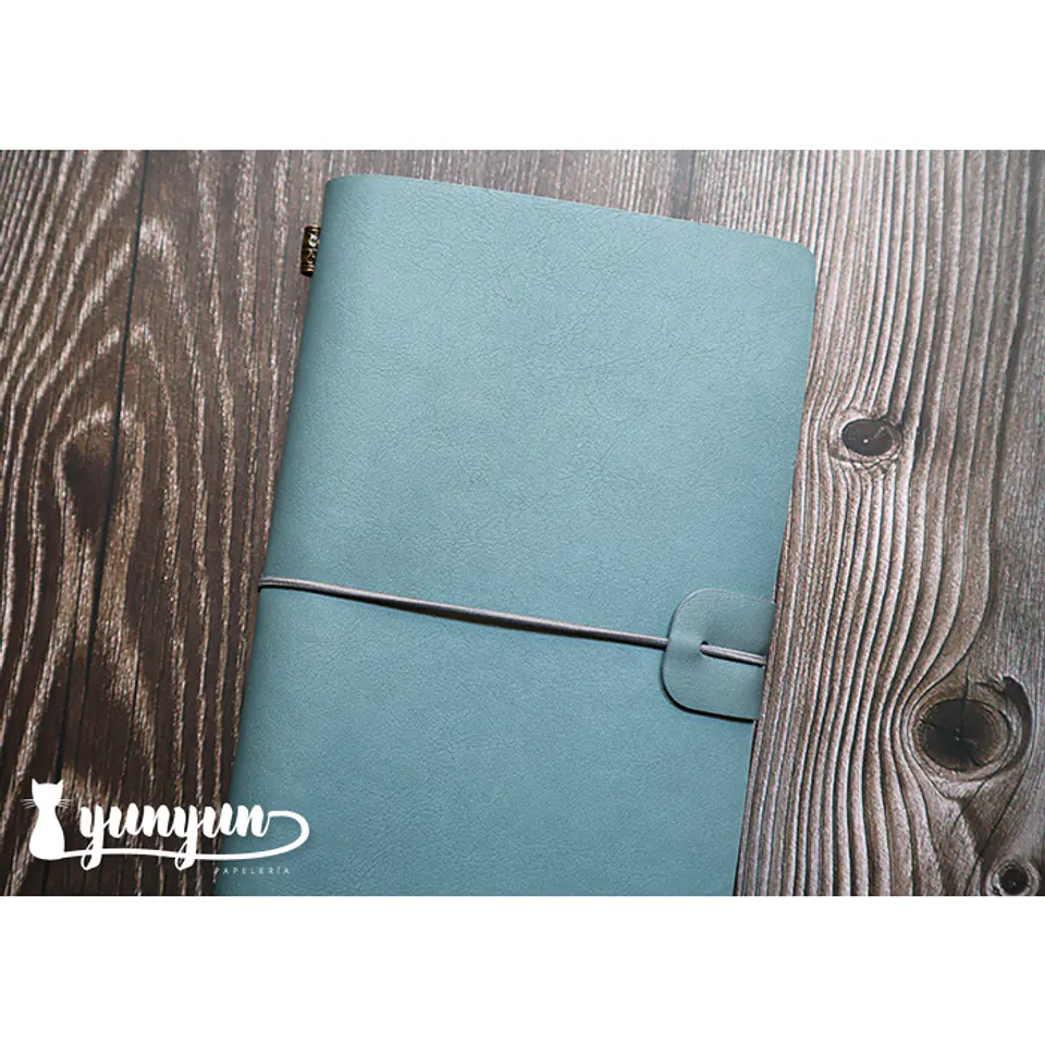 Traveler's Notebook - Celeste 5