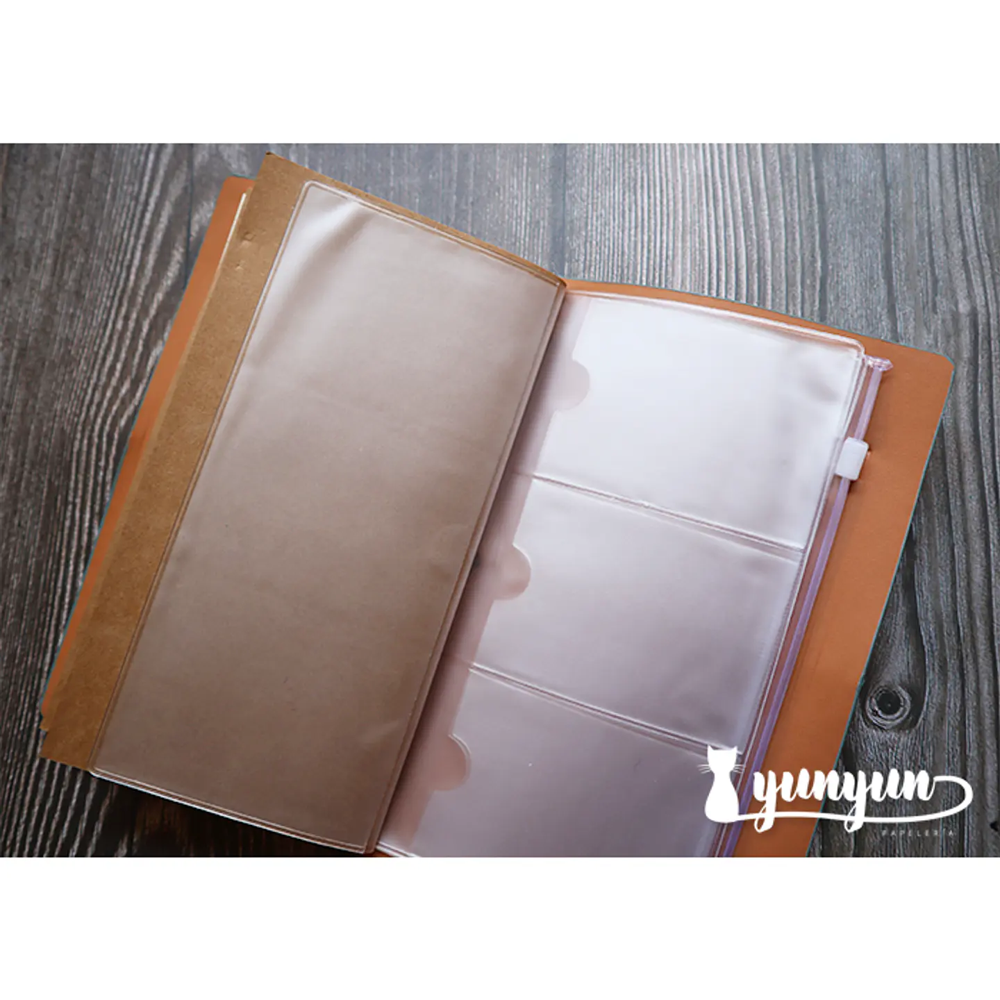 Traveler's Notebook - Celeste 8