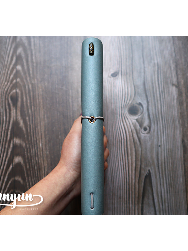 Traveler's Notebook - Celeste 3