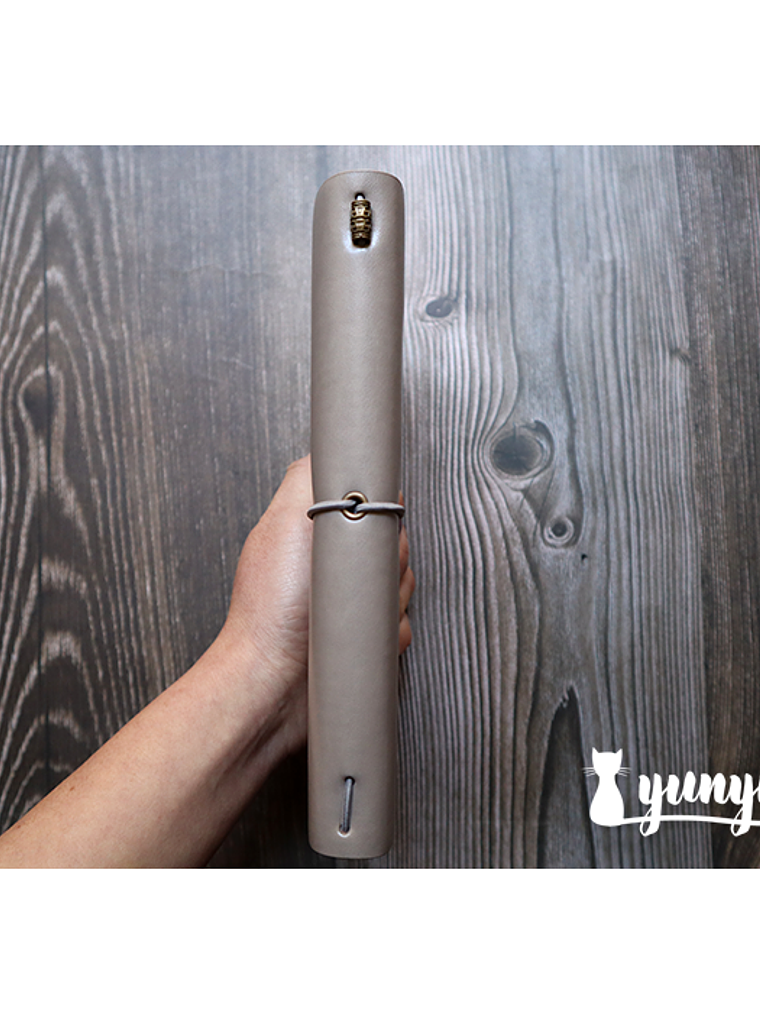 Traveler's Notebook - Gris 8