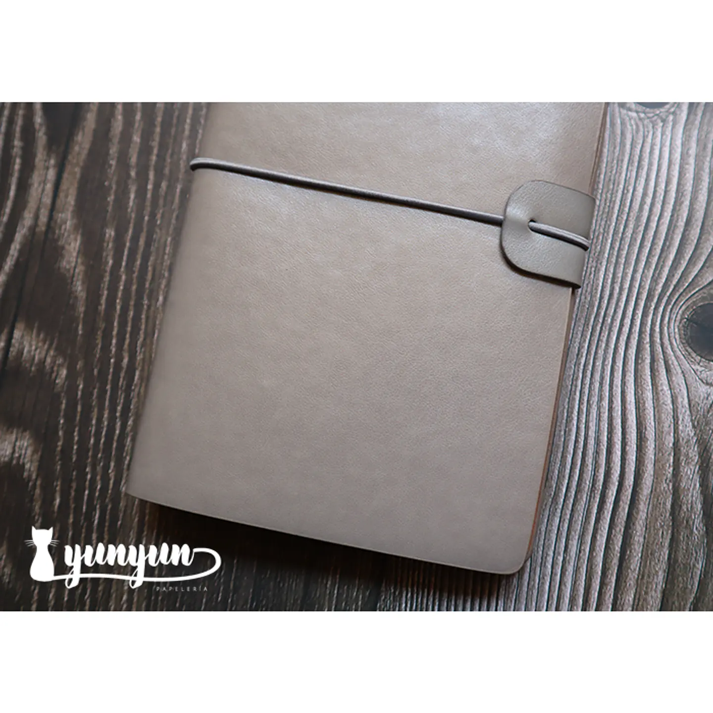 Traveler's Notebook - Gris 4