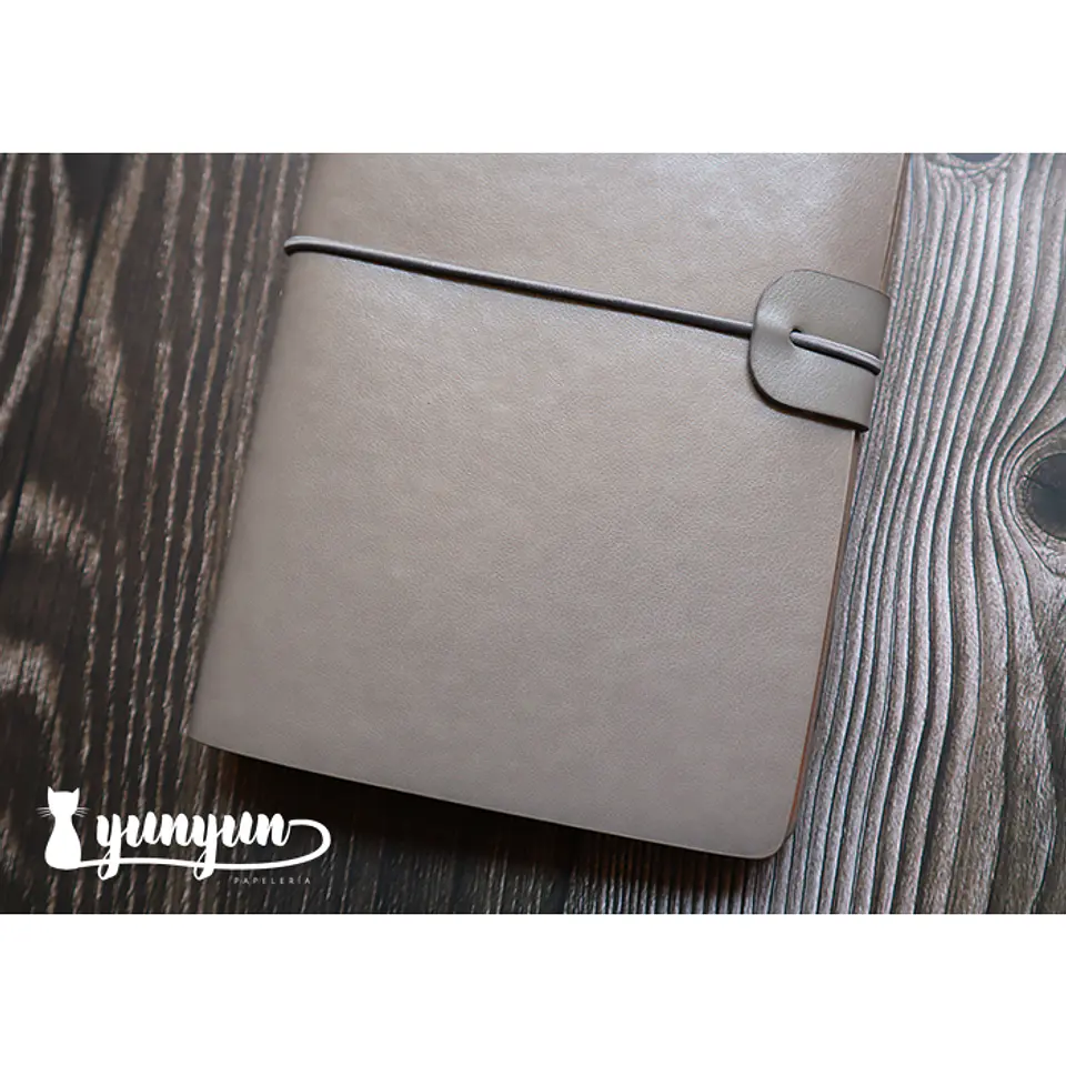 Traveler's Notebook - Gris 4