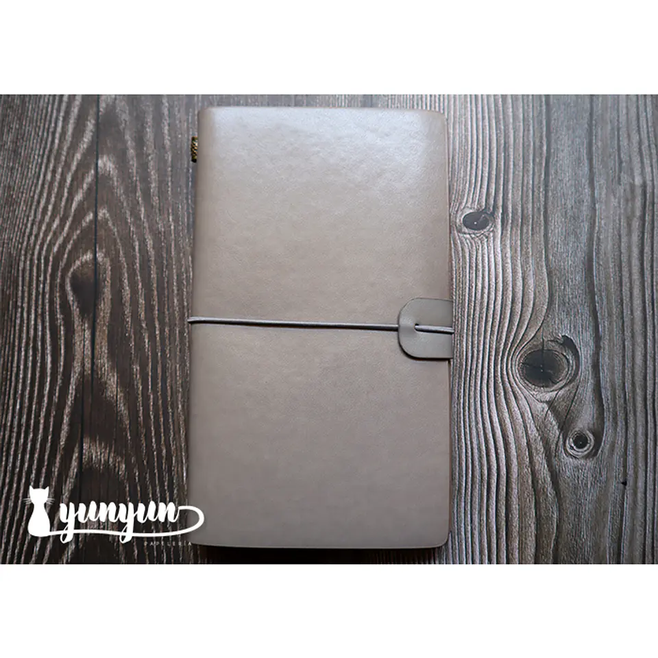 Traveler's Notebook - Gris 1