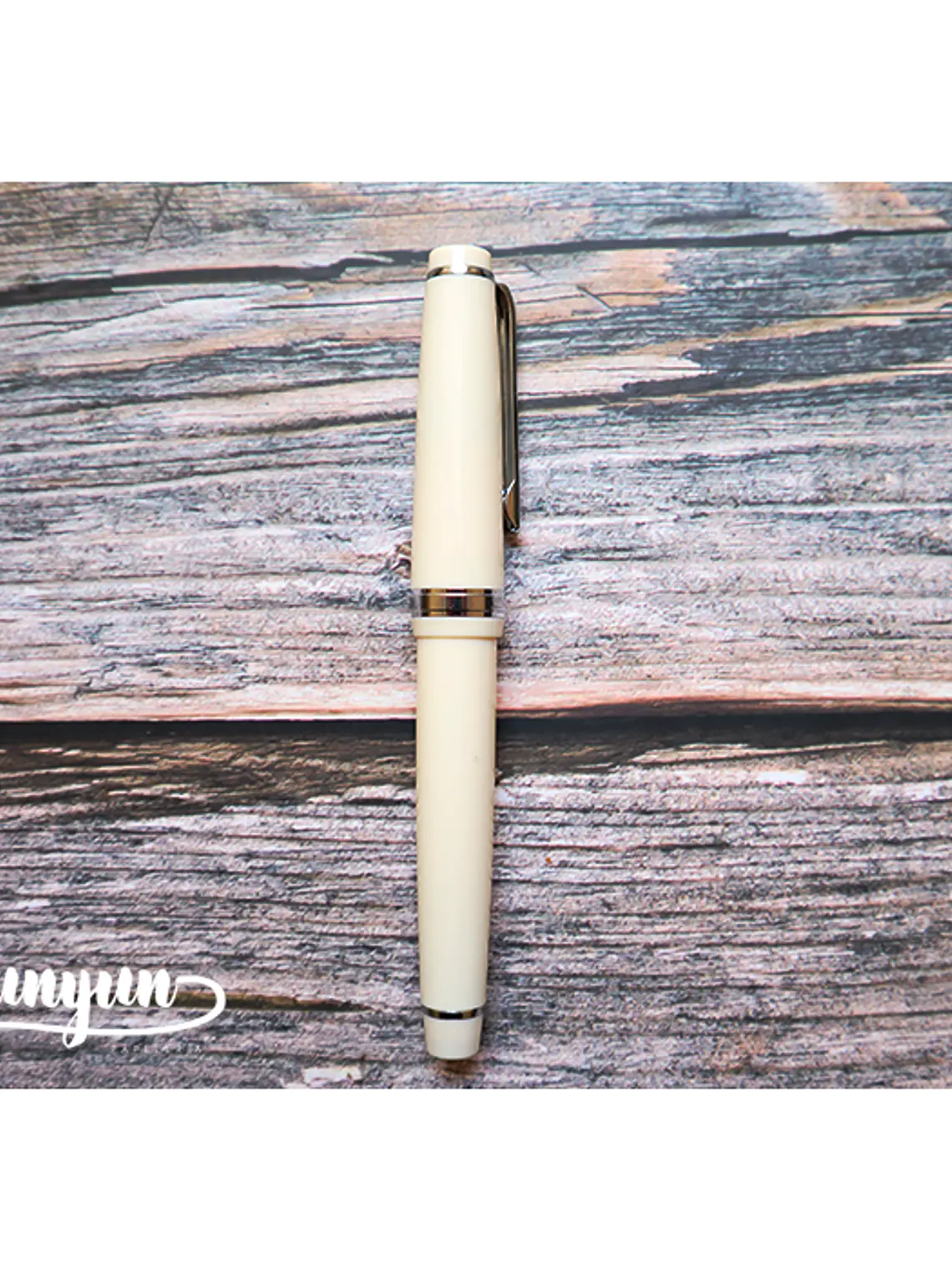 Pluma Fuente JINHAO 82 14