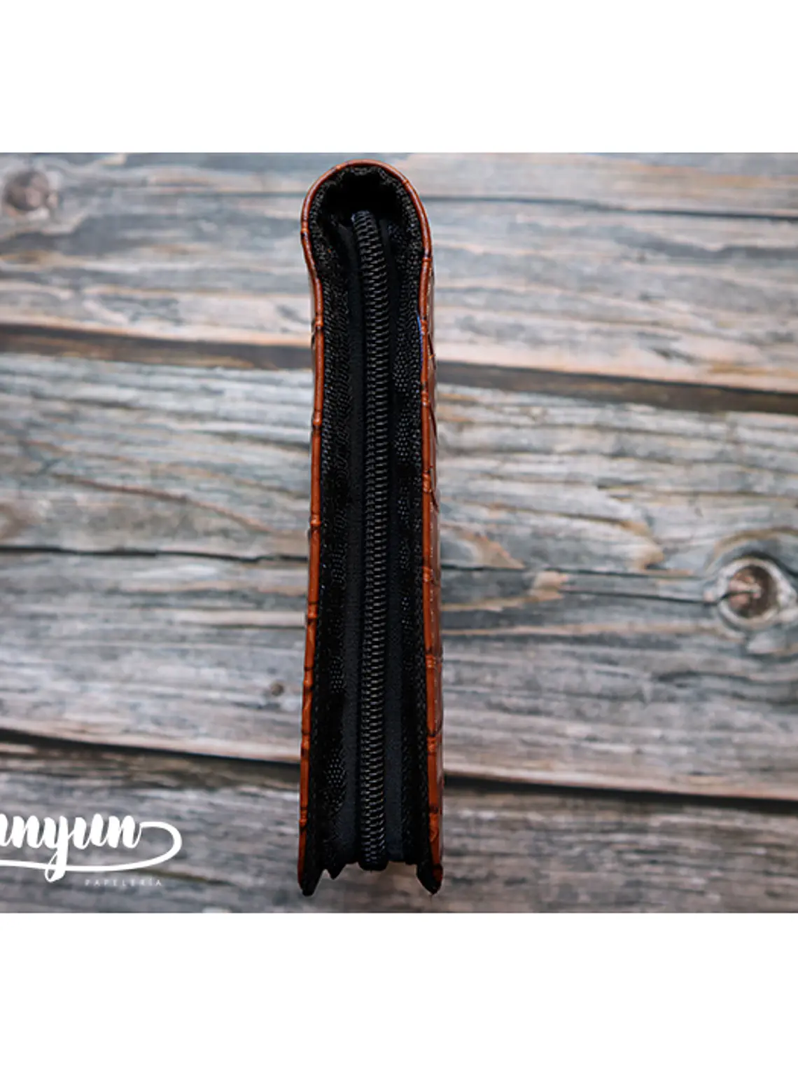 Estuche Plumas Fuentes XII - Café 2