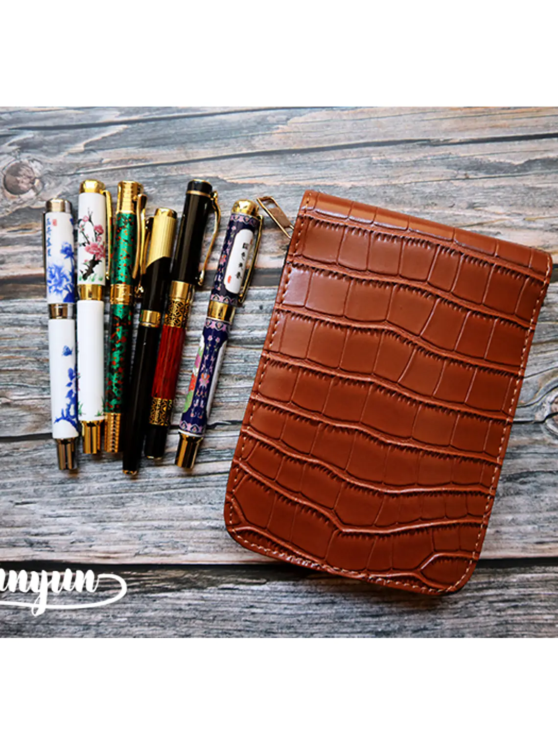 Estuche Plumas Fuentes XII - Café 1