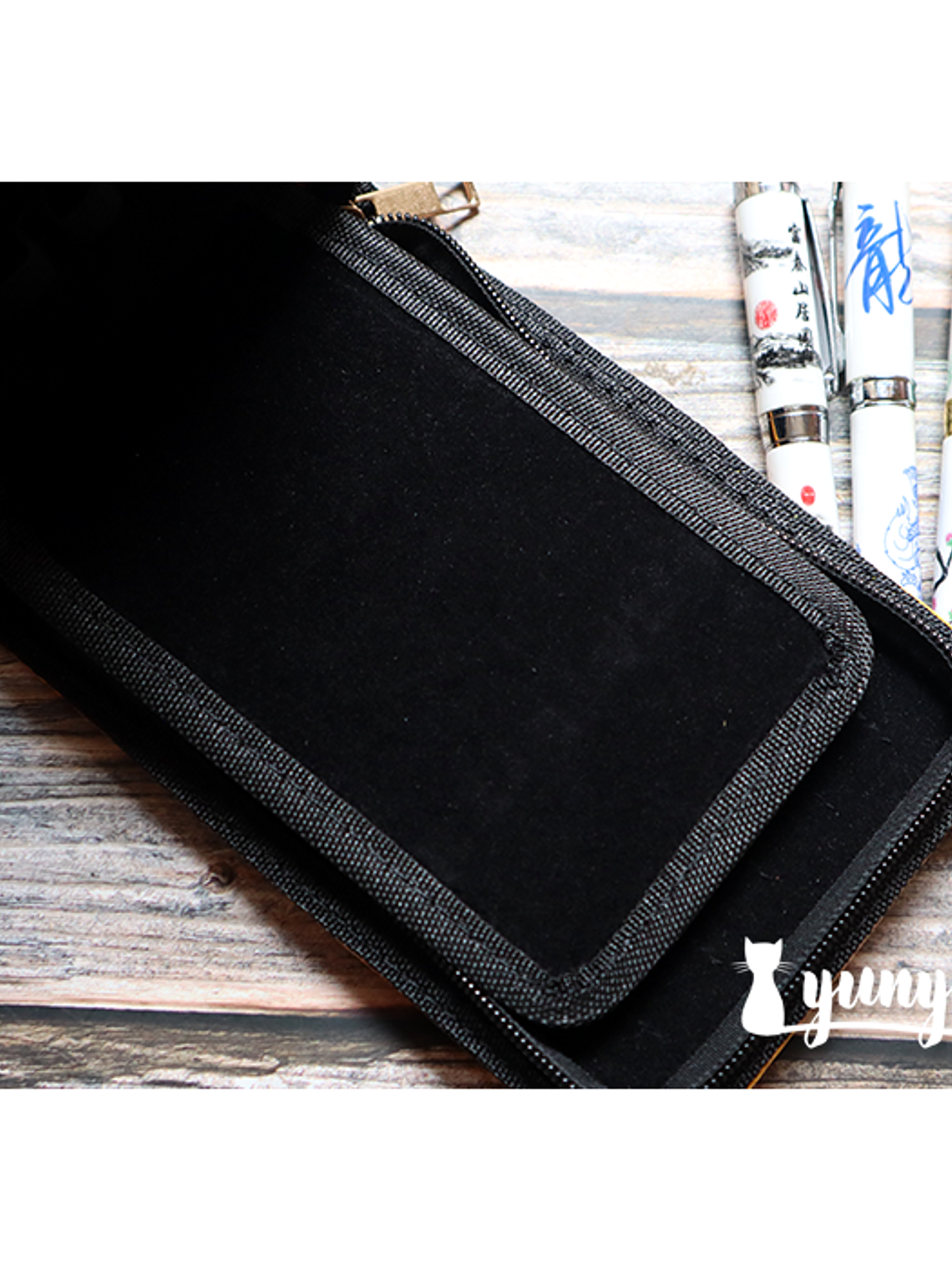 Estuche Plumas Fuentes XII - Amarillo 4