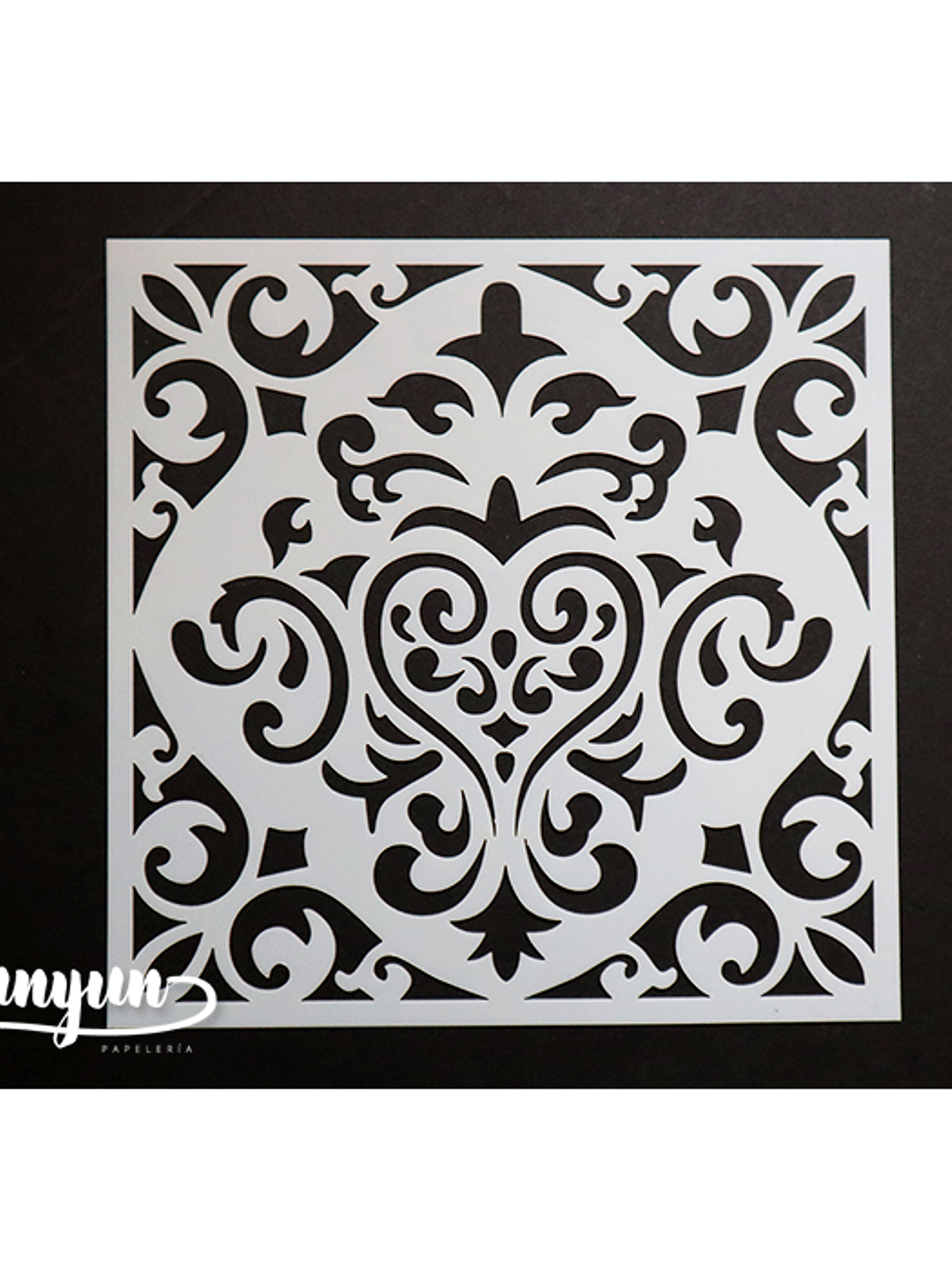 Stencil Corazón - 15x15cm 1